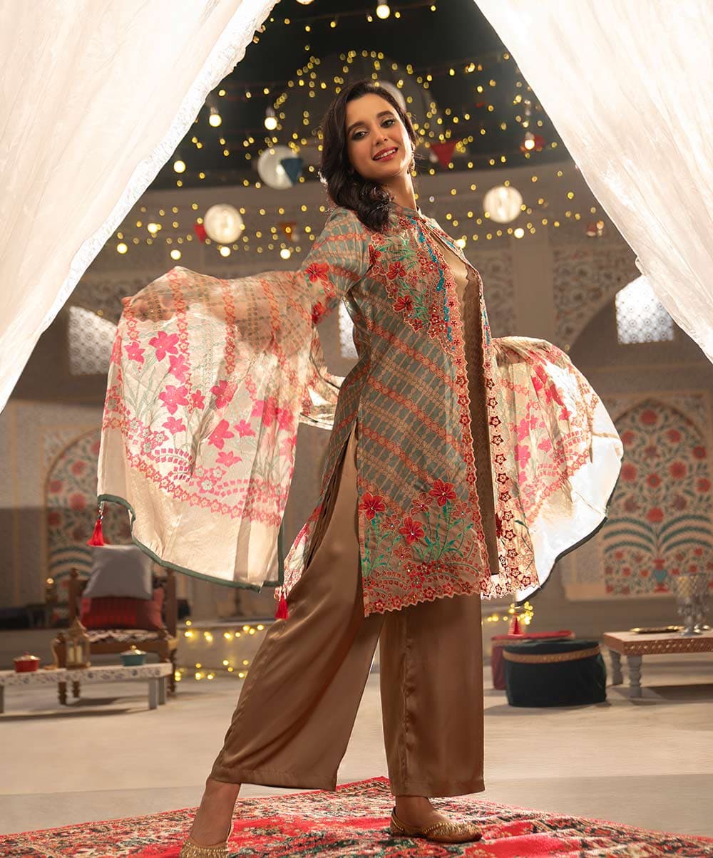 Women Ethnic Wear